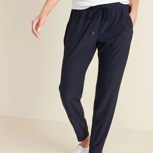 Old Navy Active Mid-Rise Jogger Navy Blue NWT